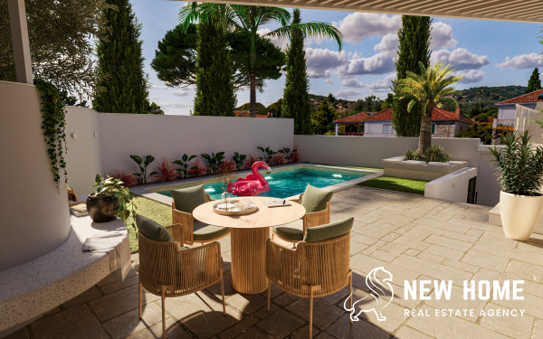 Neubauhaus mit Pool – direkt am Meer in Ražanj–Stivašnica