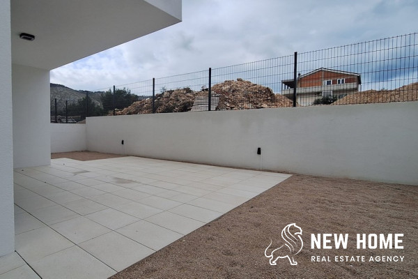 Neubauapartment nur 150 m vom Strand **