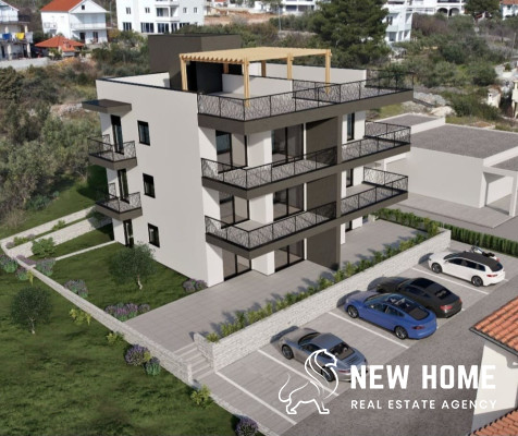 Apartman uprizemlju samo 200m do mora