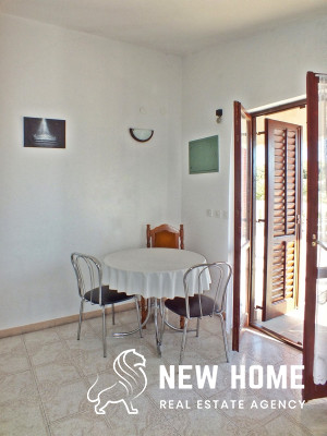 Apartmanska kuća na moru