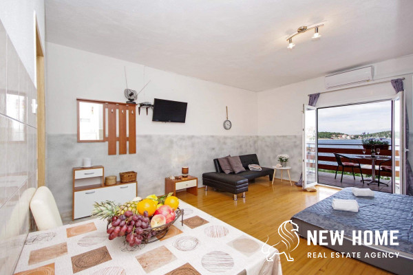 Apartmanska kuća sa pogledom na more