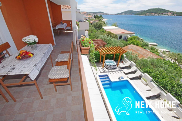 Apartmanska kuća sa pogledom na more