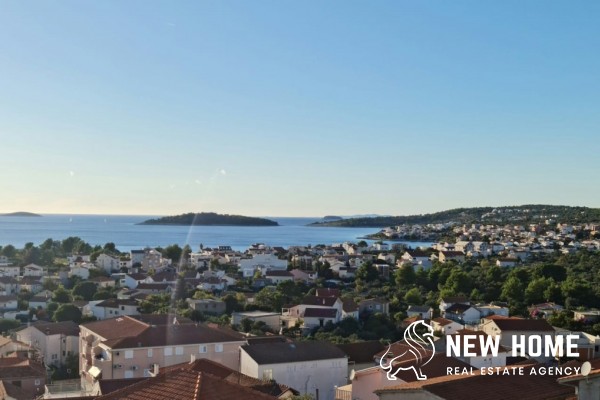 Apartment house by the sea