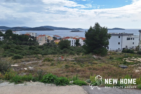 Građevinsko zemljište 220 m od mora – Pogled i jugozapadna orijentacija! 🌅🏡