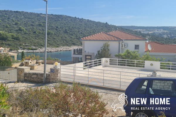 Außergewöhnliches Grundstück in Meeresnähe