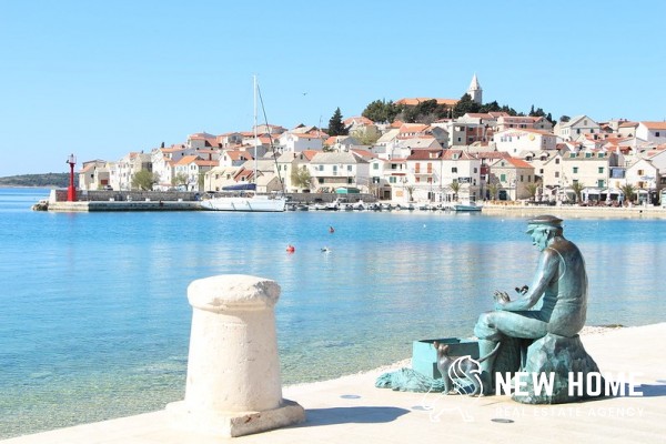 Primošten-Zemljište sa izuzetnim pogledom na more