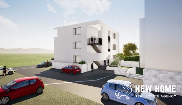 Beautiful newly built apartment by the sea