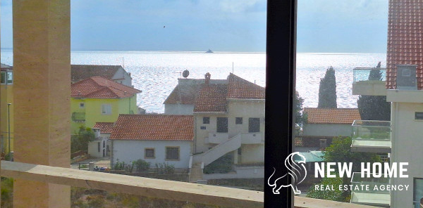 Rogoznica, Dalmatia-Apartment for Sale 100 m from the Beach**