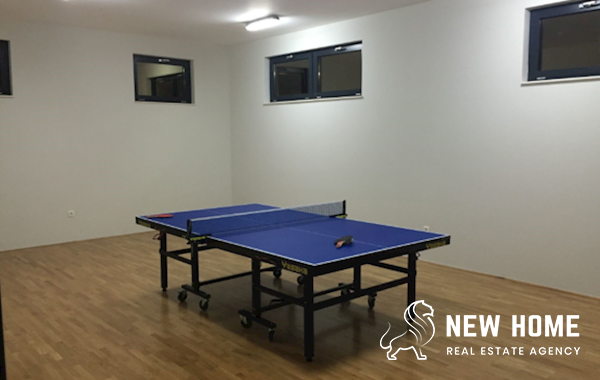 Luxury Penthouse for Sale in Primošten – Garage, Gym, Panoramic View!