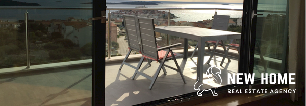 Luxury Penthouse for Sale in Primošten – Garage, Gym, Panoramic View!