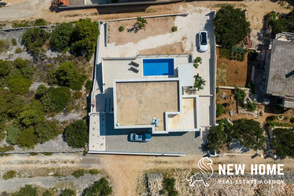 Sevid- Villa nur 100 m vom Meer entfernt!