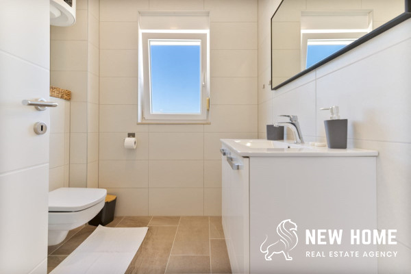 Sevid- Villa nur 100 m vom Meer entfernt!