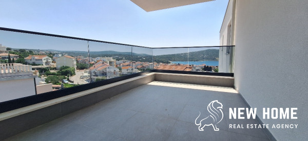 Above the Rooftops of Primošten – Exclusive Penthouse with Panoramic Sea Views