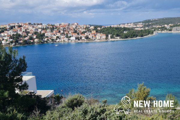 Rogoznica-Zatoglav-Grundstück mit Meerblick