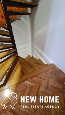 Steinhaus auf der malerischen Halbinsel von Primošten