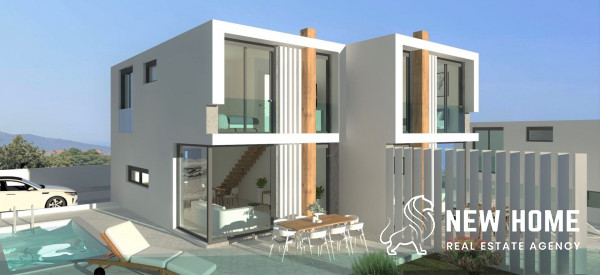 Modern semi-detached house with sea views