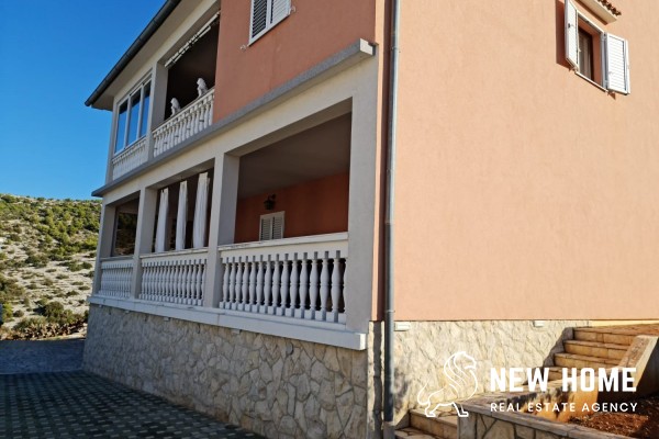 House with sea views