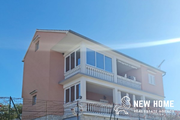 House with sea views