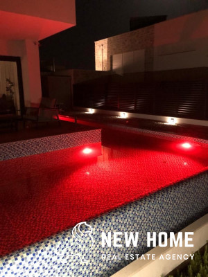 Luxury villa with pool and unobstructed sea views