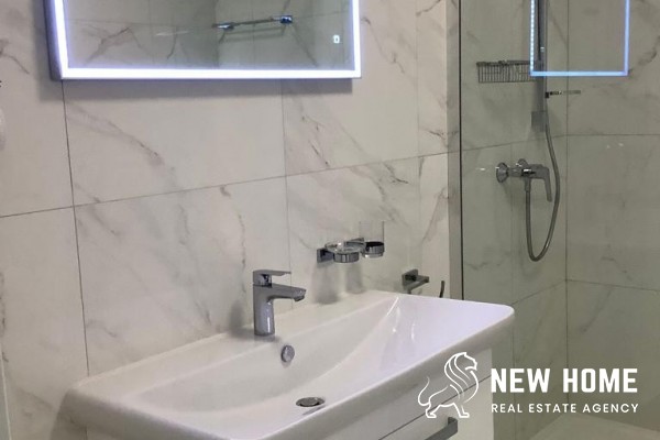 Luxury villa with pool and unobstructed sea views