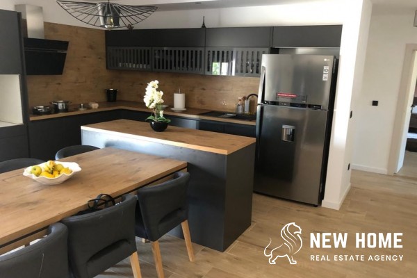 Moderne Villa mit Pool