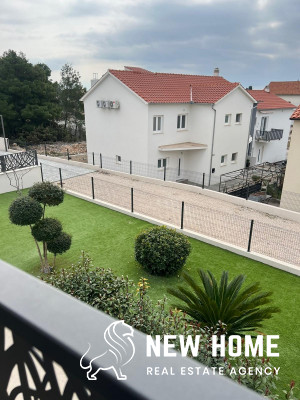 Moderna vila s bazenom