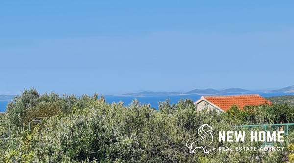 Neu im Angebot – Grundstücke mit Meerblick bei Primošten