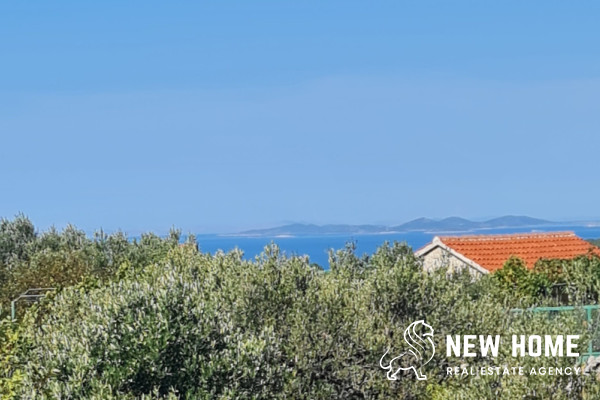 Neu im Angebot – Grundstücke mit Meerblick bei Primošten