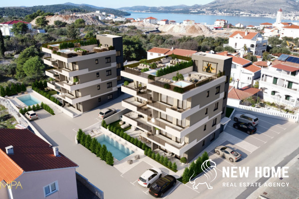NEUBAU – WOHNUNGEN MIT POOL IN OKRUG GORNJI (ČIOVO)