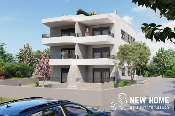 OKRUG GORNJI* Two-room penthouse apartment with roof terrace