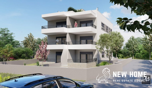 OKRUG GORNJI* Two-room penthouse apartment with roof terrace