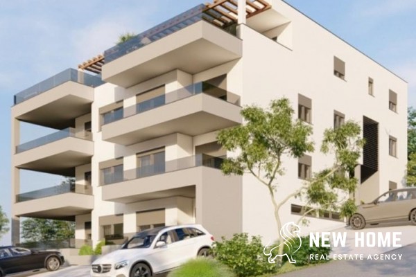 Okrug Gornji-Exclusive Apartment near the sea