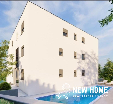 Okrug Gornji-Penthouse with a beautiful sea view near the sea