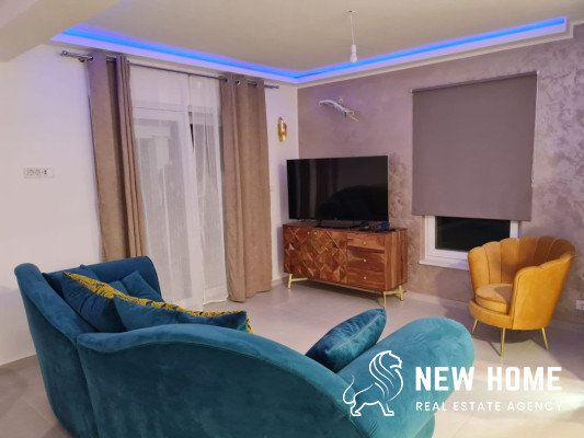 „Sea Views, Private Pool and Mediterranean Lifestyle – An Exclusive House in Primošten“