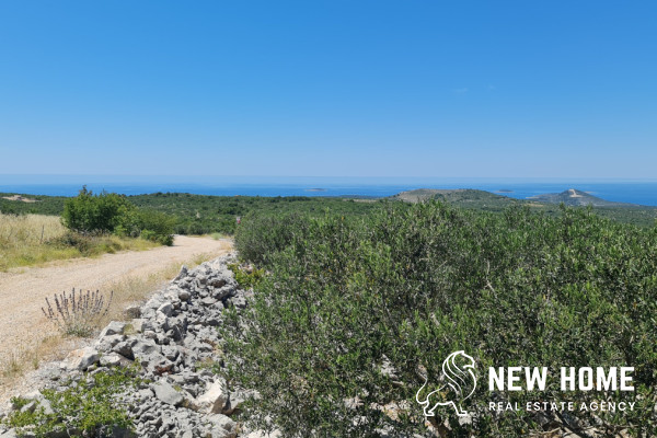 Poljoprivredno zemljište sa odličnim pogledom