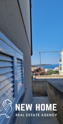 Primošten-Apartmenhaus in Meernähe