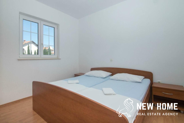 Primošten-Apartmenhaus in Meernähe