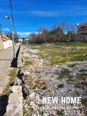 Primošten-Attractive land in the hinterland