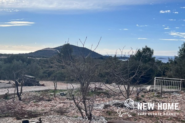 PRIMOŠTEN-Baugrundstück mit Meerblick