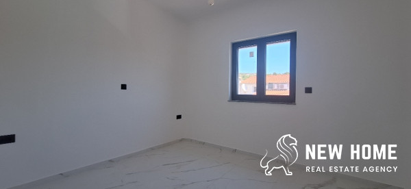 PRIMOŠTEN – Ekskluzivni penthouse s prekrasnim pogledom na more