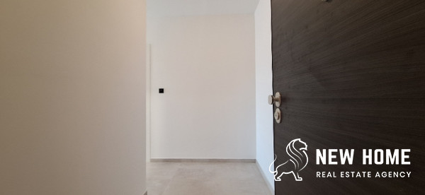 Primošten – Neubau mit Garten und Meerblick