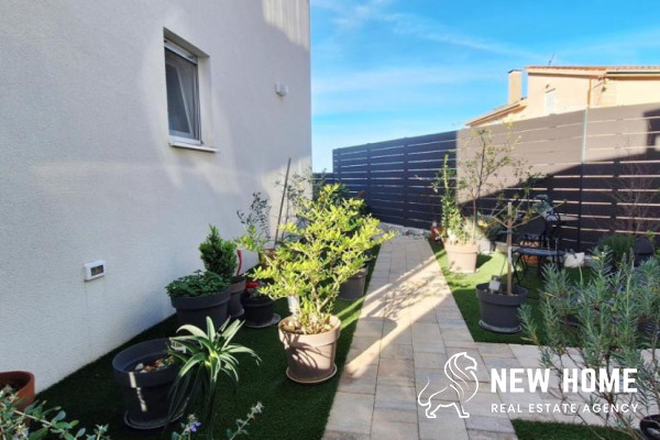 Erdgeschoss Wohnung mit Meerblick  in Primošten