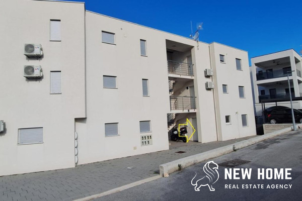 Erdgeschoss Wohnung mit Meerblick  in Primošten