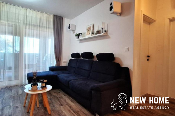 Erdgeschoss Wohnung mit Meerblick  in Primošten