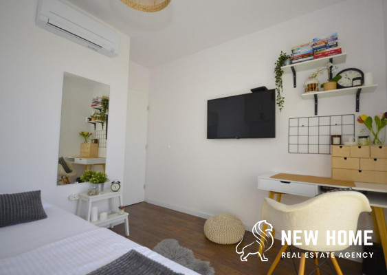 Erdgeschoss Wohnung mit Meerblick  in Primošten