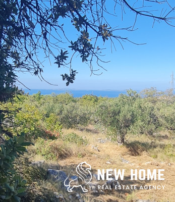 Primošten-building plot with sea views