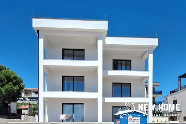 Rogoznica-Apartman blizu mora ,odličan pogled!!