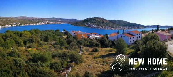 Rogoznica building plot with sea view