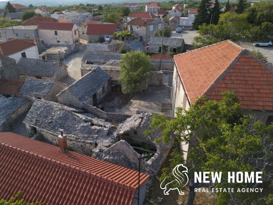 Charmantes Steinhaus nahe Primošten