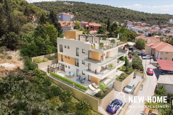 Trogir-Modern apartments with sea views